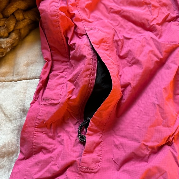 The North Face Venture Jacket, Medium, Pink - Picture 4 of 11